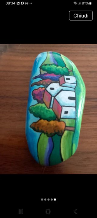 Sasso dipinto a mano paesaggio naif