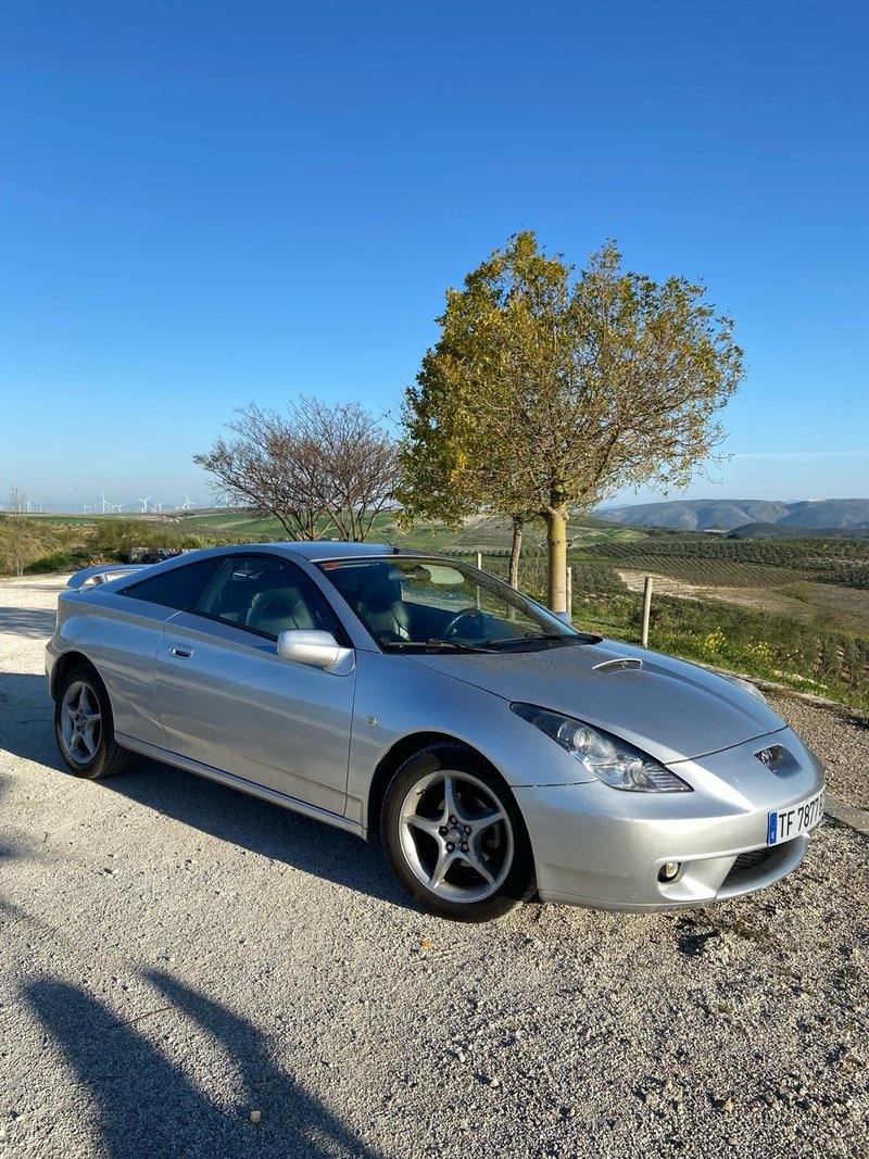 Toyota Celica 2000 - foto 1