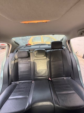 Despiece Renault Megane II 2.0 Gasolina  Año 2005