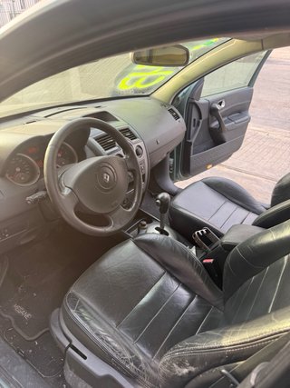 Despiece Renault Megane II 2.0 Gasolina  Año 2005