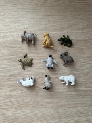 Figuras animales huevos Kinder