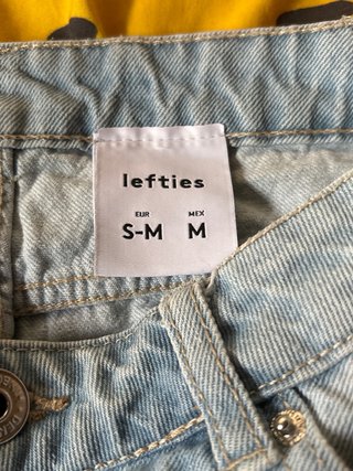 Shorts vaqueros desgastados