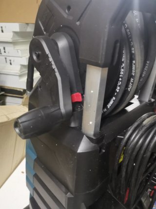 Hidrolavadora Bosch de 180 bar. y 2600w.