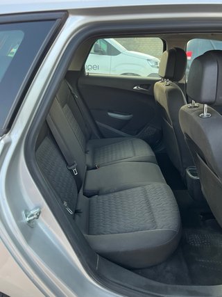 Opel Astra 2013