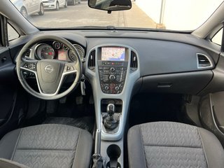 Opel Astra 2013