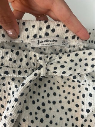 Falda pantalón Stradivarius blanca lunares XS 34