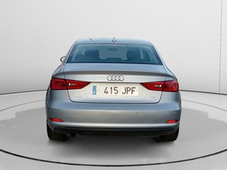Audi A3 Sedan Attraction 1.6 TDI clean diesel 81 kW (110 CV)