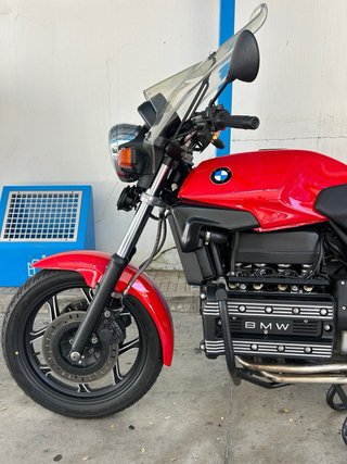 BMW K100 Roja y Negra
