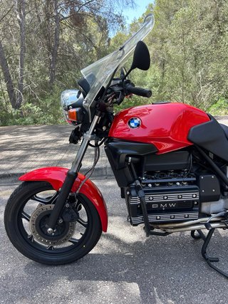 BMW K100 Roja y Negra