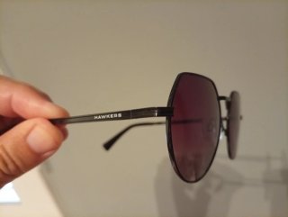 Gafas de sol Hawkers Negras y Rojas