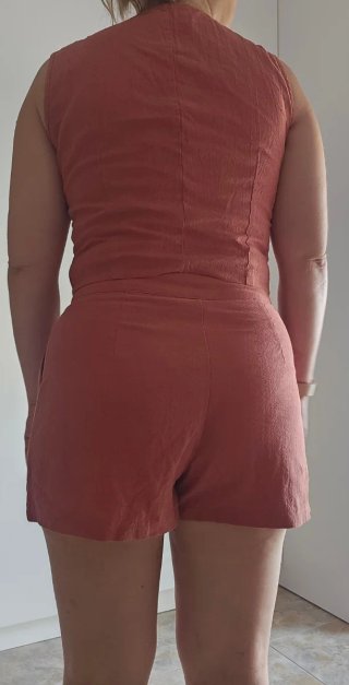 Conjunto chaleco y short rosa