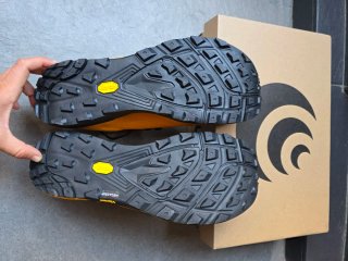Topo Athletic MTN Racer 2. Nuevas. A estrenar.