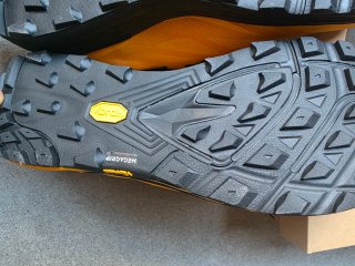 Topo Athletic MTN Racer 2. Nuevas. A estrenar.