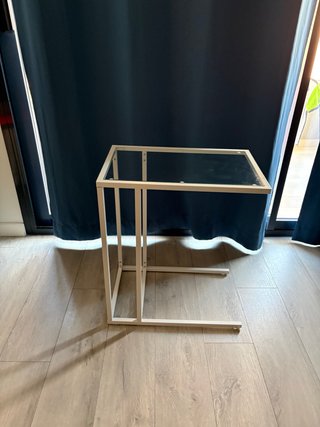 Mesa auxiliar cristal y metal