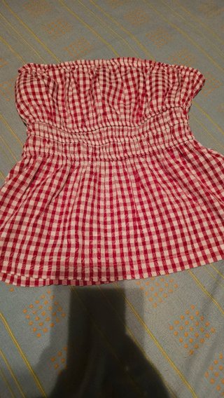 Top Hombros Descubiertos Rojo y Blanco