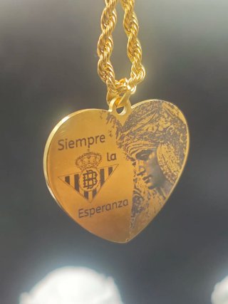 Medalla Corazón Real Betis Esperanza Oro