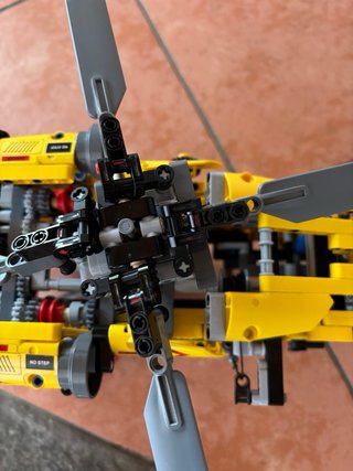 Lego Technic 9396 Elicottero