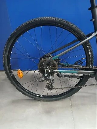 Bicicleta eléctrica de trekking aluminio monoplato 8V