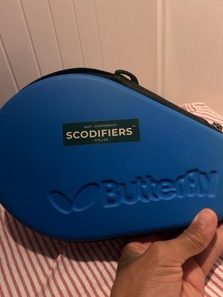 Pala Ping Pong Andro + Funda butterfly.