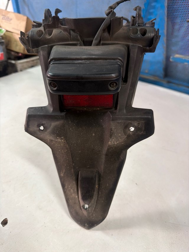 Paso Rueda Portamatrículas Honda CB 600 Hornet 08