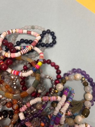 Lote de pulseras surtidas