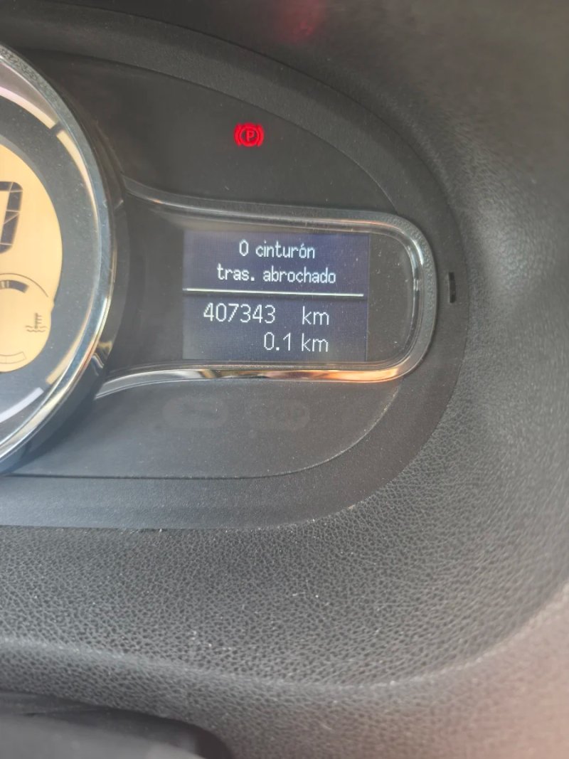 Renault Megane 2012 - foto 1
