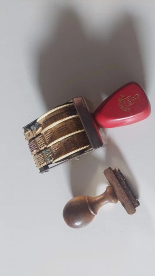 Lote Fechador Años 70-80 y Tampón Madera