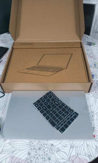 Portátil NUEVO 15.6" i3 16GB RAM 512GB SSD Win11