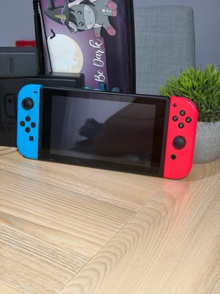 Nintendo Switch + Accesorios