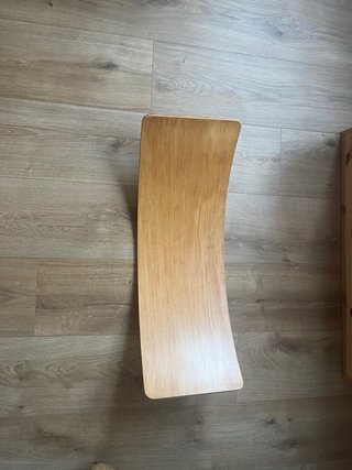 Tabla curva madera barnizada