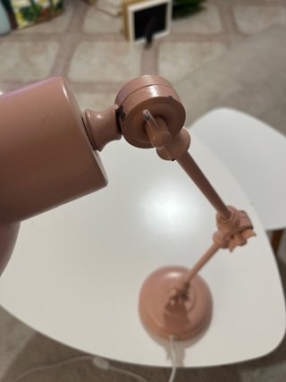 Lámpara de mesa rosa metal Rosa