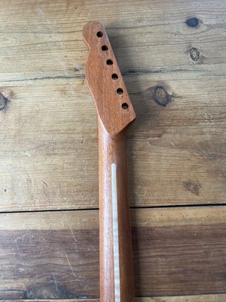 Mástil guitarra telecaster.