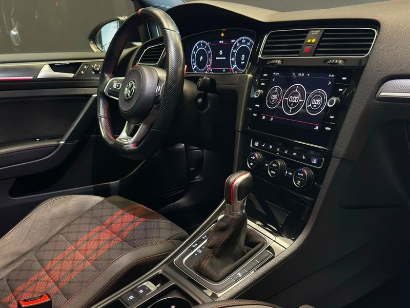 Volkswagen Golf 2019, foto 15