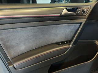 VOLKSWAGEN Golf GTI TCR 2.0 TSI 213kW290CV DSG