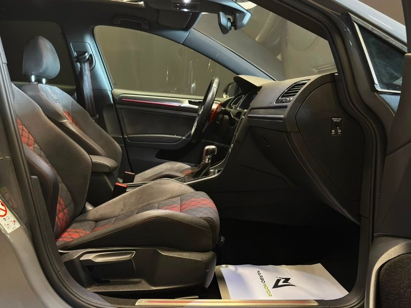 Volkswagen Golf 2019, foto 26