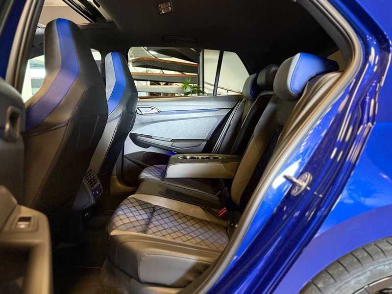 Volkswagen Golf 2024, foto 19