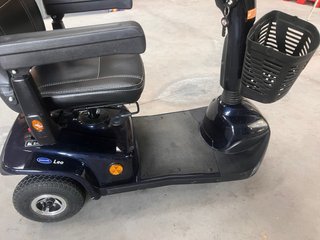 Scooter Eléctrico Invacare Leo Azul