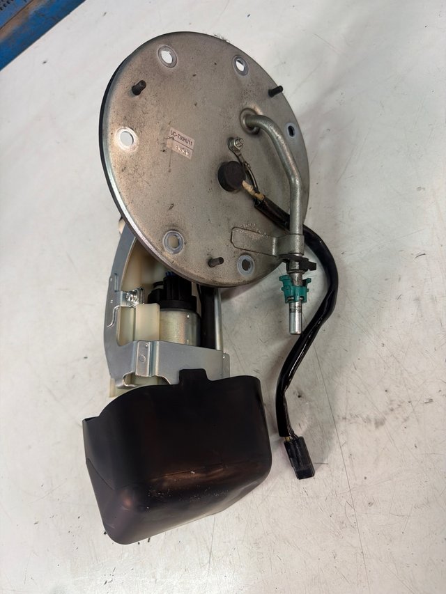 Bomba gasolina Honda CB 600 Hornet 2008