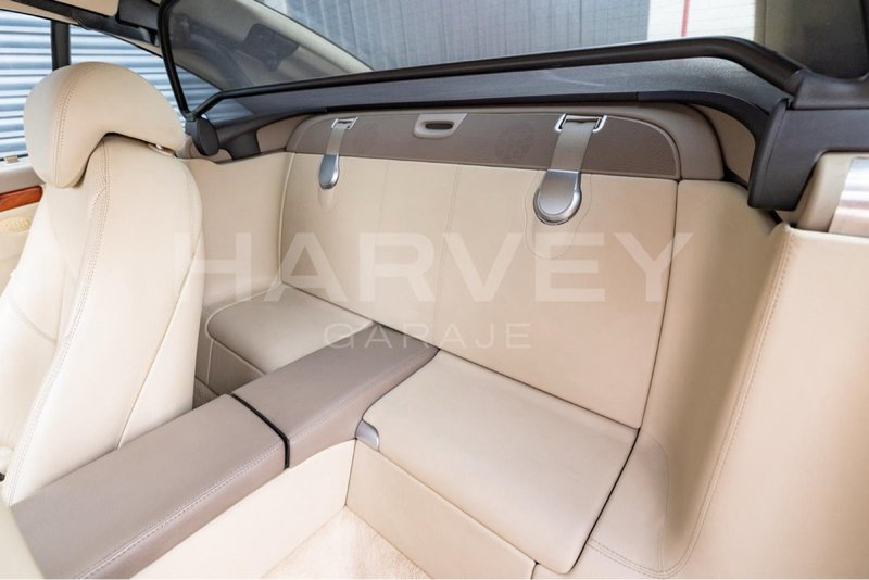 Mercedes-Benz SL 2003, foto 17
