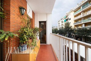 Piso en venta en El Castell-Poble Vell en Castelldefels