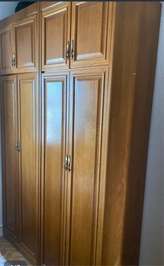 Armario de madera para habitación