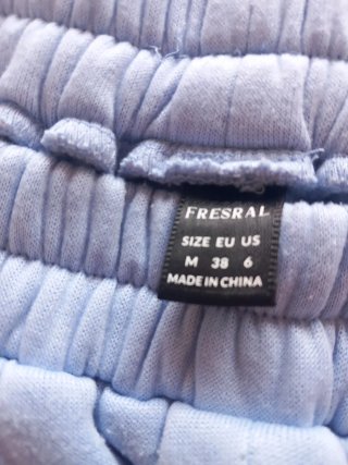 Pantalón chándal azul celeste Talla M