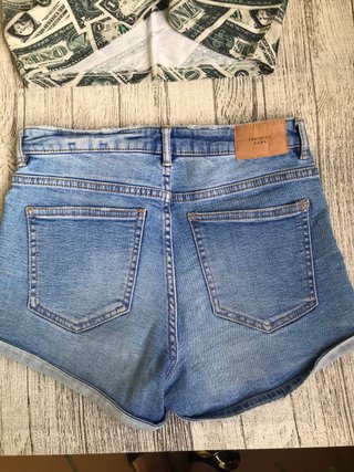 Conjunto Top y Shorts Estampado Billetes
