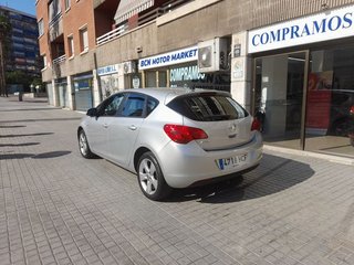 Opel Astra 1.4 Enjoy