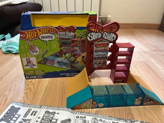 Pista Skate Shop Hot Wheels