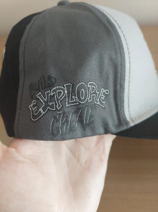 Gorra Minecraft TNT Creeper Negra Gris