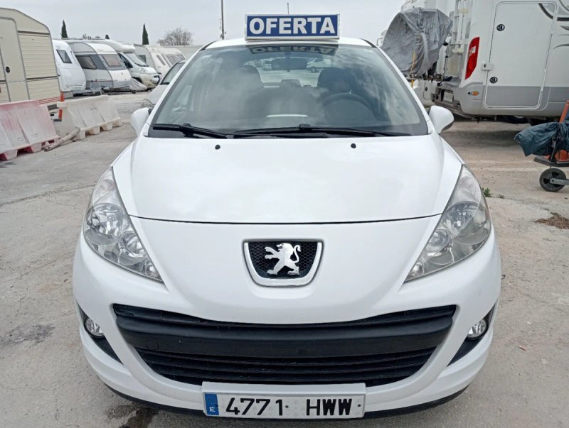 Peugeot 207 2012 - foto 1