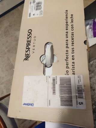 Cafetera Nespresso Vertuo Pop Black + Aeroccino +