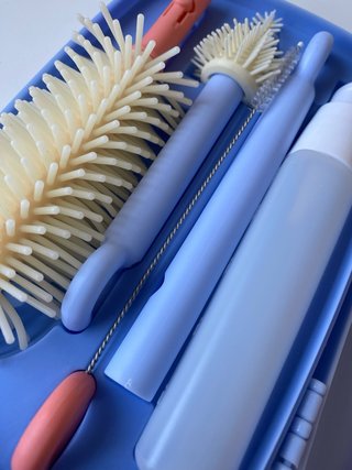 Estuche Limpia Biberones Completo