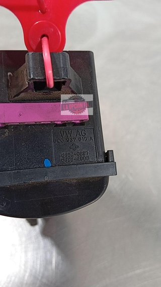 CAJA RELES / FUSIBLES Seat Ibiza SC (6J1)(06.2008->)